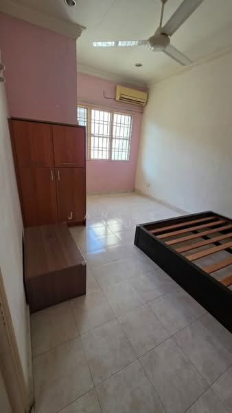 2-storey Terraced House for Rent in Taman Putra Prima (Puchong) - Janice Lau - Bedroom - PropertyGuru.com.my