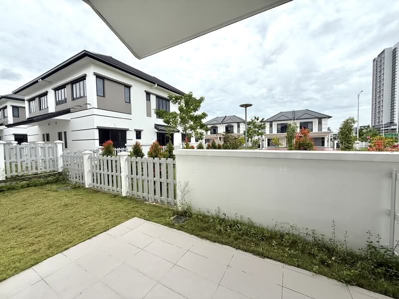 Semi-Detached House for Sale in Setia Alam (Selangor) - GABRIEL GOH - Exterior - PropertyGuru.com.my