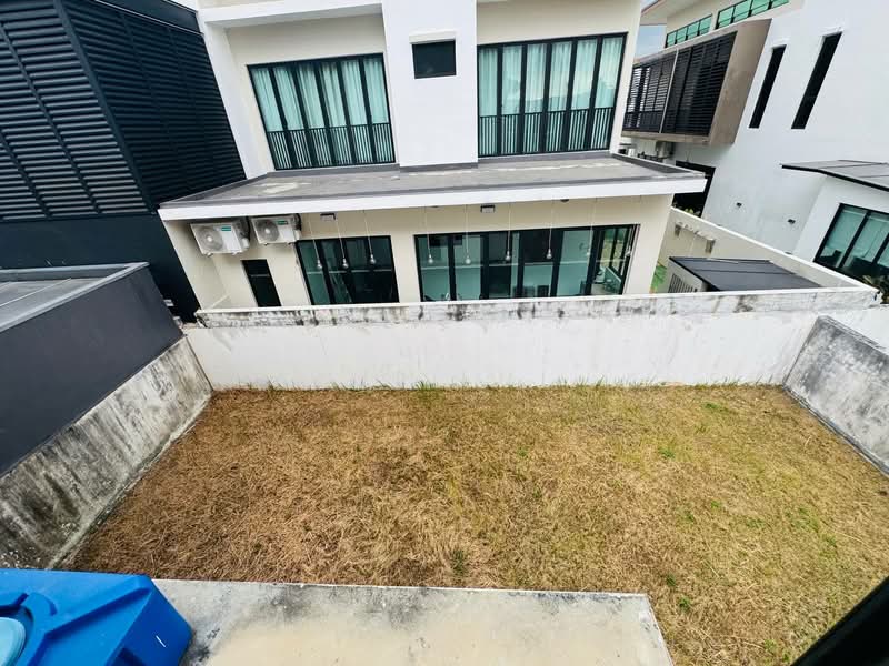 Semi-Detached House for Sale in Bandar Dato Onn (Tebrau) - Lui Lui - Exterior - PropertyGuru.com.my