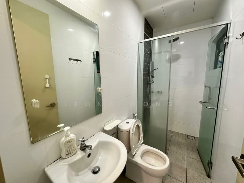 Servis Apartment untuk Dijual di D'Aman Residences @ Puchong - Leona Wong - Bathroom - PropertyGuru.com.my