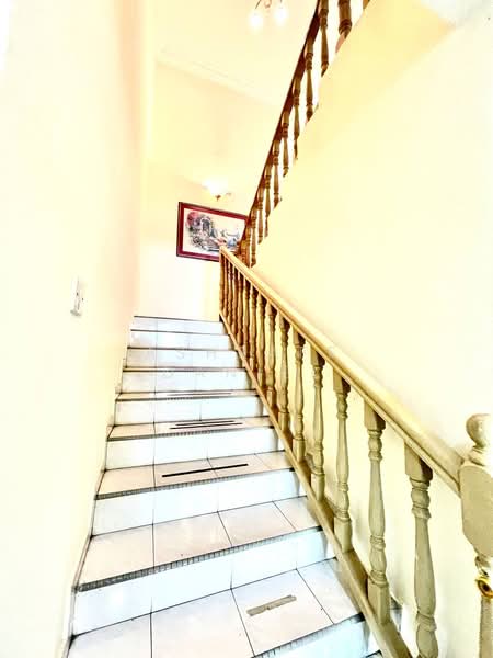 Rumah Berkembar untuk Dijual di Seksyen 9 (Shah Alam) - Ashraff Daniel - PropertyGuru.com.my