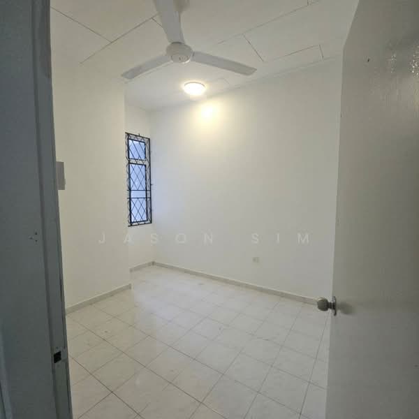 1-storey Terraced House for Sale in Taman Senai Utama (Kulai) - Jason Sim - Interior - PropertyGuru.com.my
