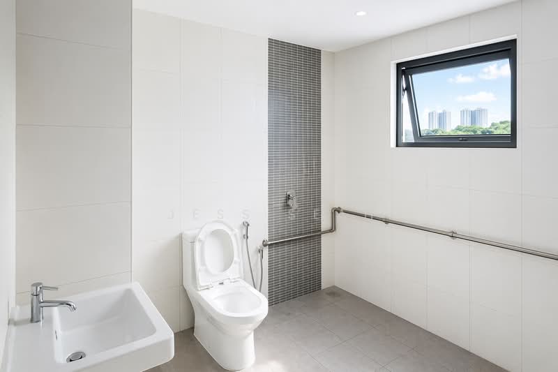 Shop / Office for Rent in SS 21, Damansara Utama (Petaling Jaya) - Jess Seah - Bathroom - PropertyGuru.com.my