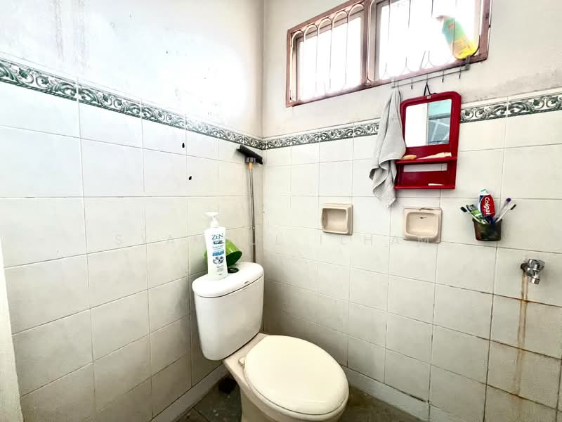 2-storey Terraced House for Sale in Subang (Selangor) - Syamsul Ilham - Bathroom - PropertyGuru.com.my