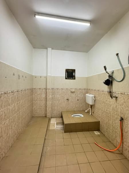 1-storey Terraced House for Sale in Mutiara Rini (Skudai) - Bee Ng - Bathroom - PropertyGuru.com.my