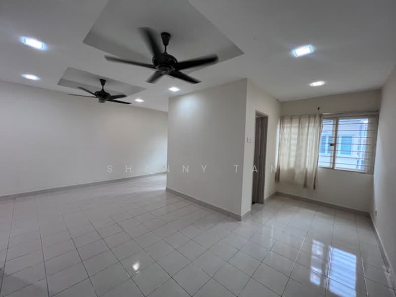 2.5-storey Terraced House for Sale in Bandar Mahkota Cheras (Cheras) - Shanny Tan - Living Room - PropertyGuru.com.my