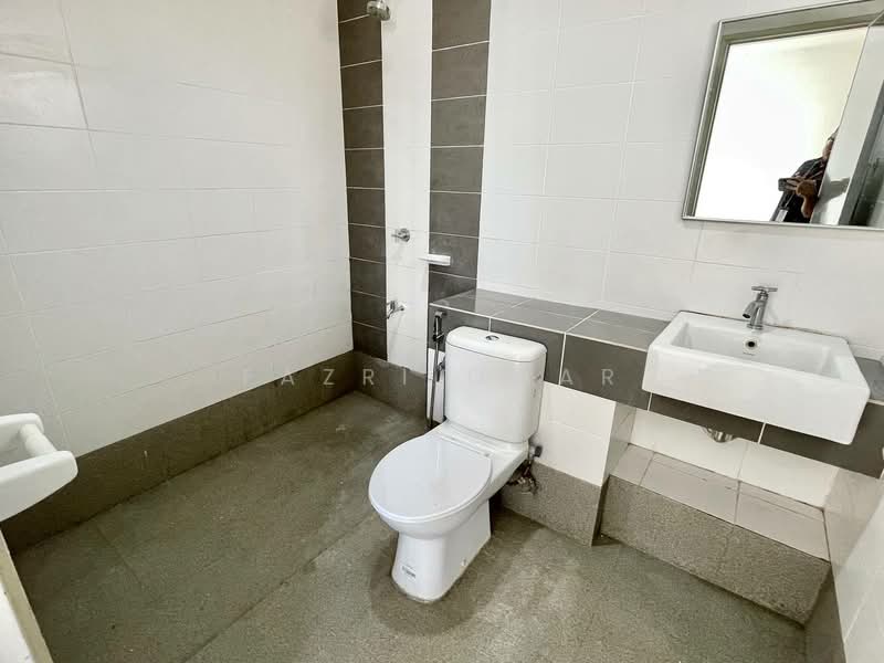 2-storey Terraced House for Sale in Bandar Bukit Raja (Klang) - Fazri Omar - Bathroom - PropertyGuru.com.my
