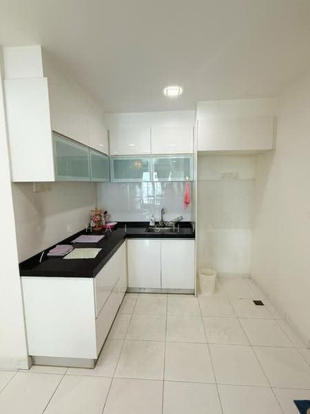 Condominium for Rent at The Golden Triangle Condominium - Khai Shian - Kitchen - PropertyGuru.com.my