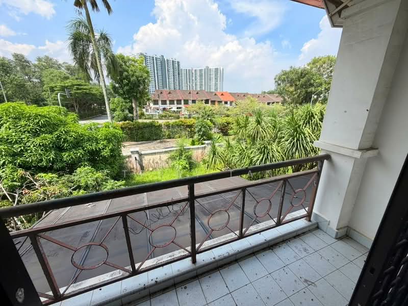Semi-Detached House for Sale in Taman Perling (Perling) - Terry Tan - Balcony - PropertyGuru.com.my