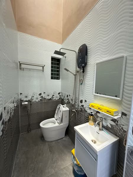Bungalow for Sale in Cheras (Kuala Lumpur) - Hugo Gooi - Bathroom - PropertyGuru.com.my