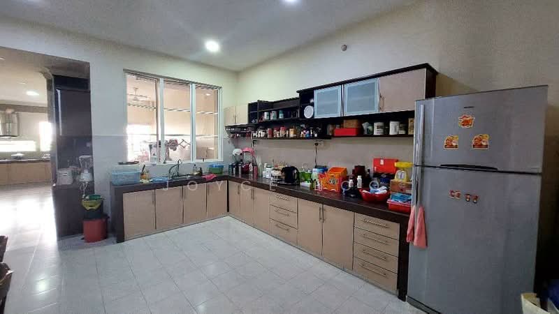 Rumah Berkembar untuk Dijual di Puchong (Selangor) - Joyce Hoo - Kitchen - PropertyGuru.com.my
