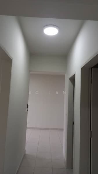 Pangsapuri untuk Disewa di Residensi Max - BC TAN - Corridor - PropertyGuru.com.my