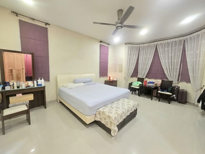 Rumah Berkembar untuk Dijual di Taman Cheras Hartamas (Cheras) - Max Lee - Bedroom - PropertyGuru.com.my
