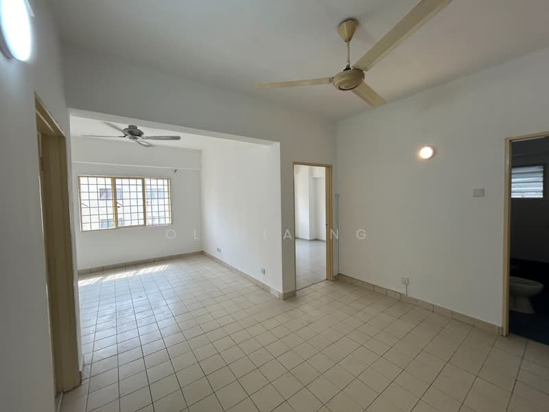 Pangsapuri untuk Disewa di Prisma Perdana - Olivia Ng - Living Room - PropertyGuru.com.my