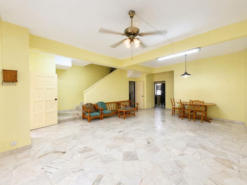 Rumah Teres 2 Tingkat untuk Dijual di Petaling Jaya (Selangor) - Syamsul Ilham - Living Room - PropertyGuru.com.my