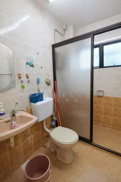 2-storey Terraced House for Sale in Taman Menglembu Timur (Menglembu) - Michelle Cheng - Bathroom - PropertyGuru.com.my