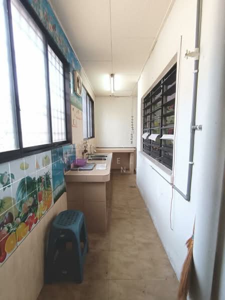 2-storey Terraced House for Sale in Taman Menglembu Timur (Menglembu) - Michelle Cheng - Kitchen - PropertyGuru.com.my