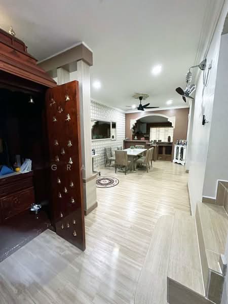 1.5-storey Terraced House for Sale in Taman Pelangi Indah (Ulu Tiram) - Grace Low - Dining Room - PropertyGuru.com.my