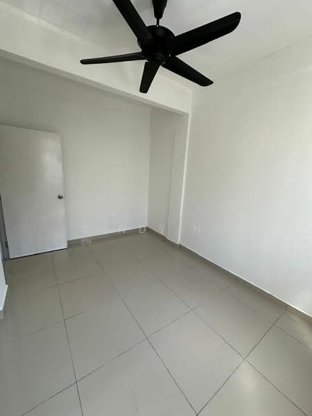 Pangsapuri untuk Dijual di Subang Perdana Goodyear Court 7 - Cindy Ng - Interior - PropertyGuru.com.my