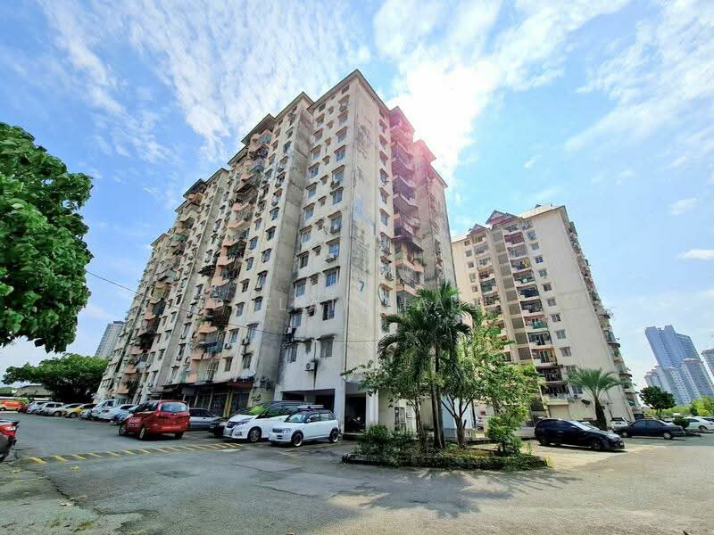 Kondominium untuk Dijual di Genting Court Condominium - Kent Lau - PropertyGuru.com.my