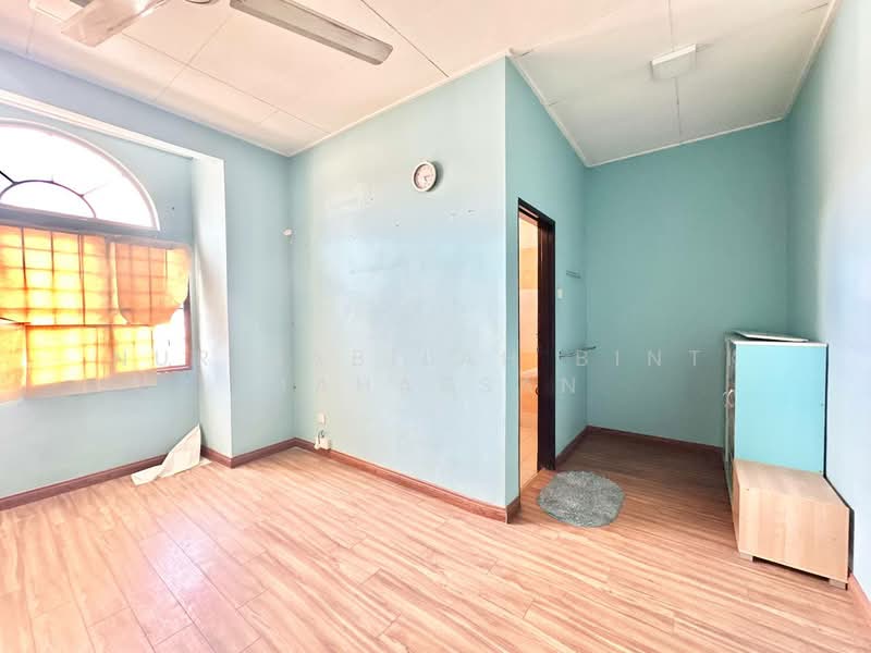 Rumah Teres 3 Tingkat untuk Dijual di Seksyen U5 (Shah Alam) - Nur Nabilah Binti Mahassan - PropertyGuru.com.my