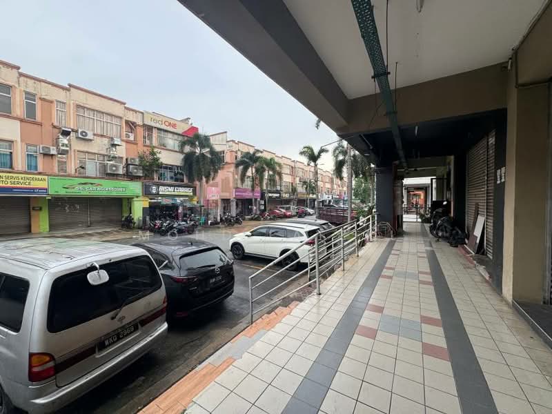 Shop for Sale in Kajang (Selangor) - Mohd Faizal - Exterior - PropertyGuru.com.my