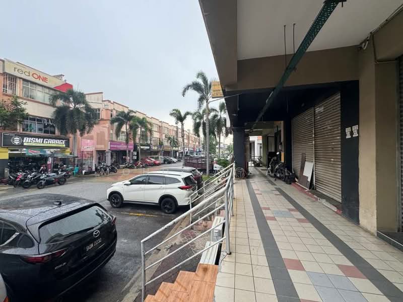 Shop for Sale in Kajang (Selangor) - Mohd Faizal - Exterior - PropertyGuru.com.my