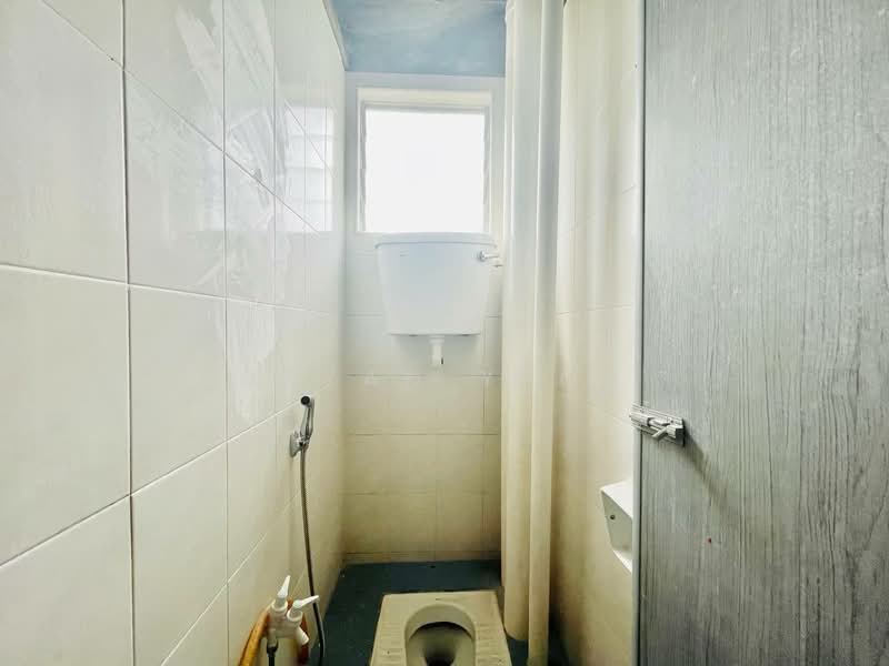 Shop / Office for Rent in Shah Alam (Selangor) - Bryan Yeoh - Bathroom - PropertyGuru.com.my