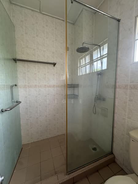 2-storey Terraced House for Sale in Bukit Rahman Putra (Sungai Buloh) - PeiGee . - Bathroom - PropertyGuru.com.my