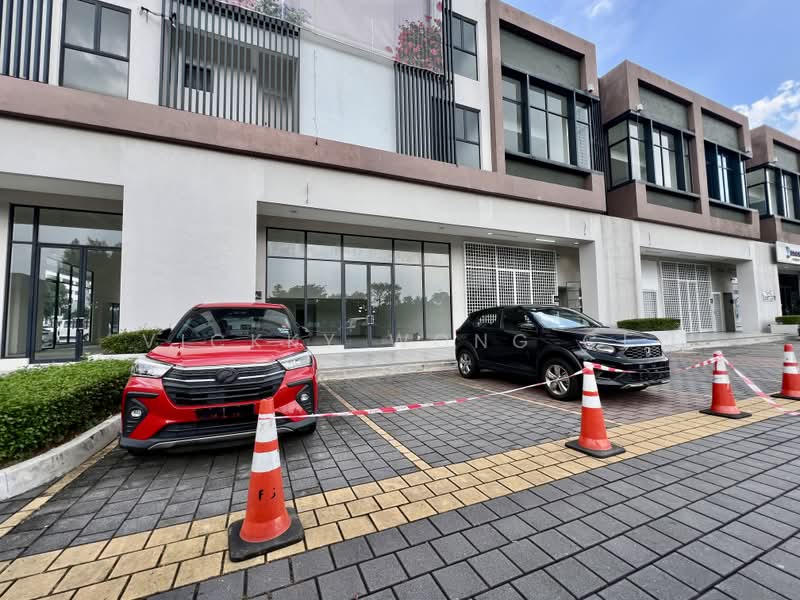 Shop for Sale in Bandar Rimbayu (Telok Panglima Garang) - Vickky Wong CF - Exterior - PropertyGuru.com.my