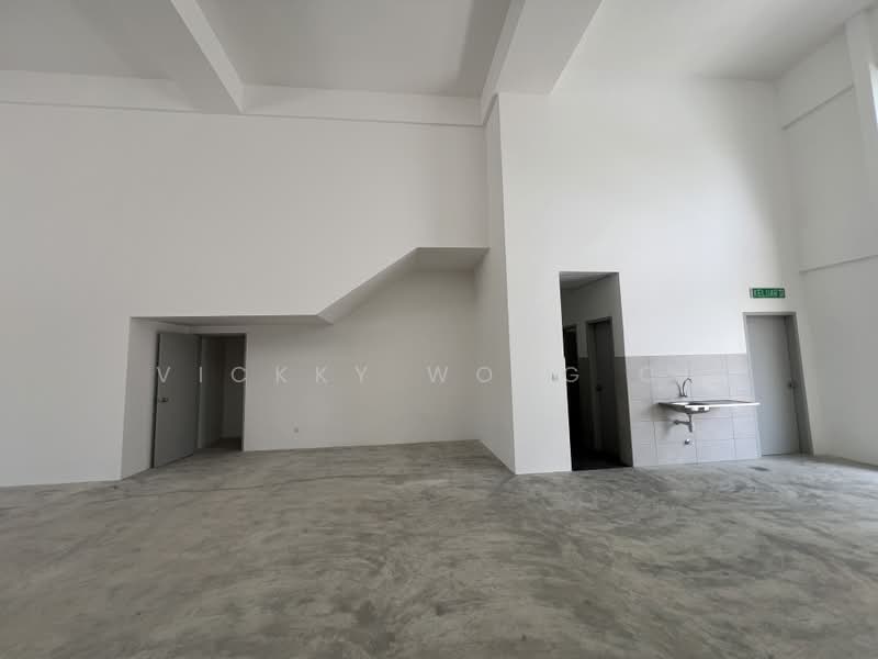 Shop for Sale in Bandar Rimbayu (Telok Panglima Garang) - Vickky Wong CF - Interior - PropertyGuru.com.my