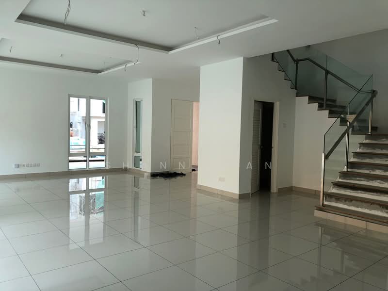 Rumah Berkembar untuk Dijual di Bandar Sungai Long (Selangor) - Shanny Tan - Living Room - PropertyGuru.com.my
