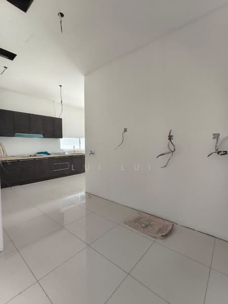 Semi-Detached House for Sale in Johor Bahru (Johor) - Lui Lui - Kitchen - PropertyGuru.com.my