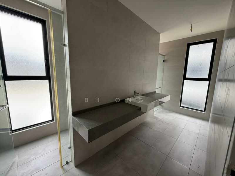 Semi-Detached House for Sale in Bandar Bukit Puchong (Puchong) - BH Ong - PropertyGuru.com.my