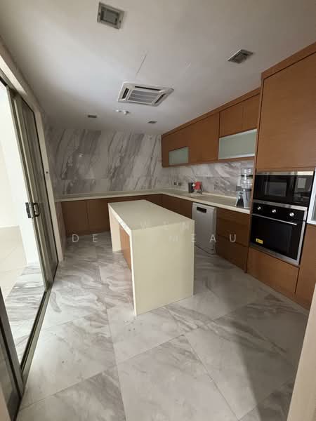 Kondominium untuk Disewa di The Loft Bangsar - Gwen Delhumeau - Kitchen - PropertyGuru.com.my
