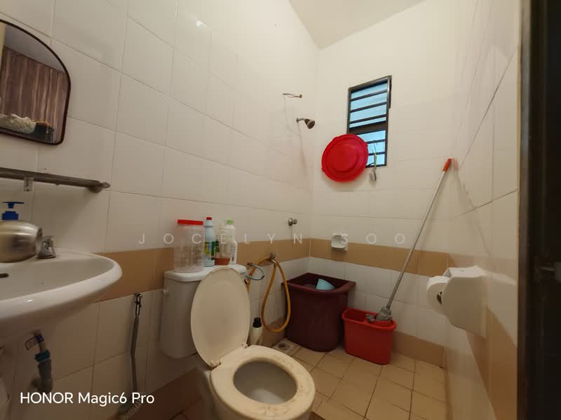 Rumah Teres 2 Tingkat untuk Dijual di Ampang Saujana (Ampang) - Jocelyn Soo - Bathroom - PropertyGuru.com.my