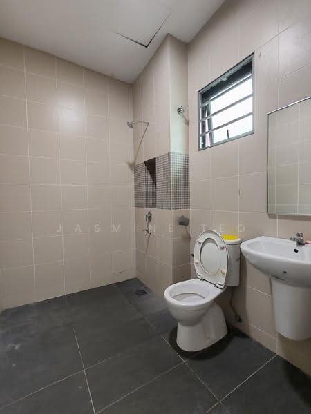 Rumah Teres 2-Tingkat untuk Disewa di Bandar Bukit Raja (Klang) - Jasmine Teo - Bathroom - PropertyGuru.com.my