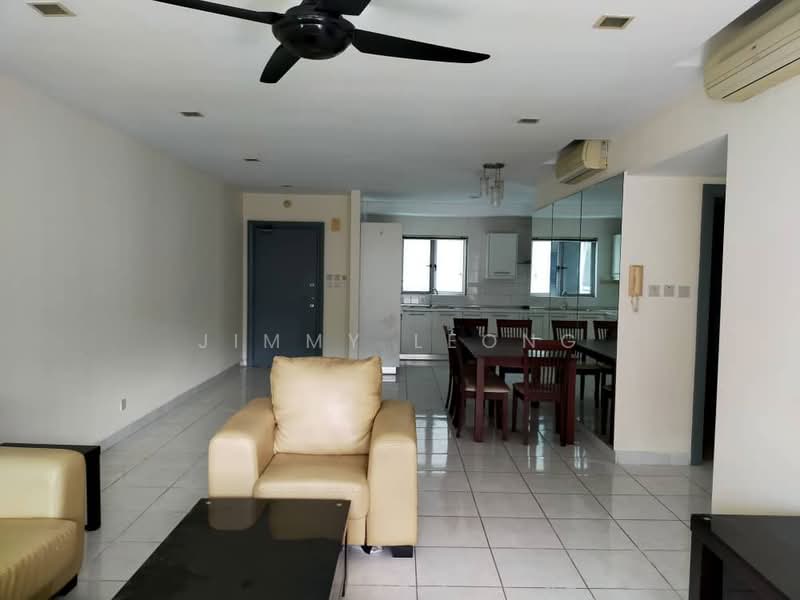 Servis Apartment untuk Dijual di Kiara Designer Suites - Jimmy Leong - Living Room - PropertyGuru.com.my