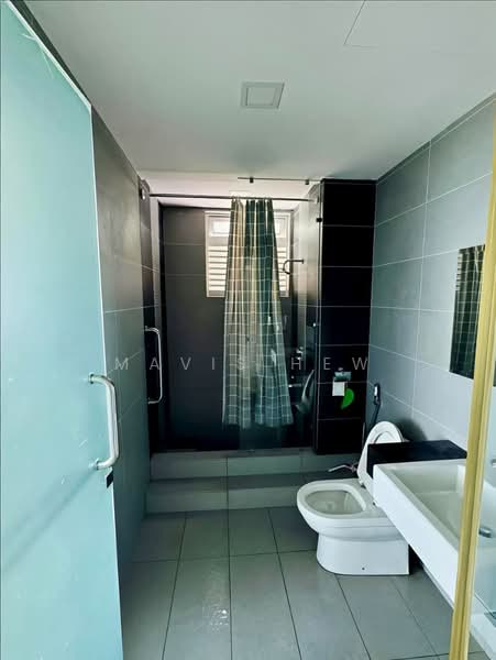 Servis Apartment untuk Disewa di Tropez Residences - Mavis Hew - Bathroom - PropertyGuru.com.my