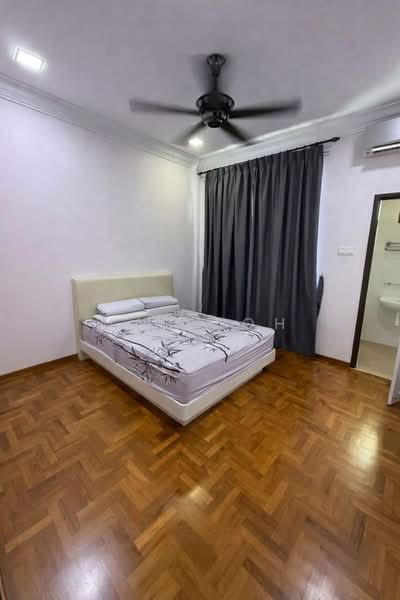 2-storey Terraced House for Sale in Taman Impian Emas (Skudai) - Max Loh - Bedroom - PropertyGuru.com.my