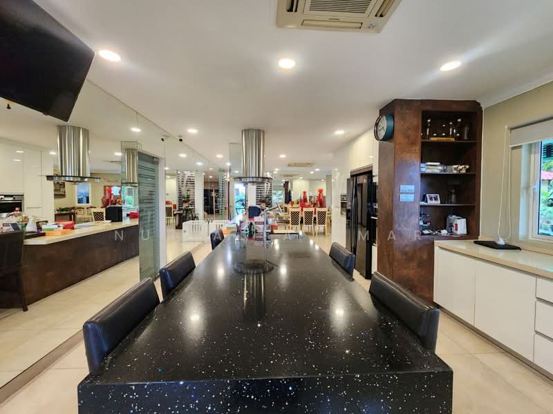 Rumah Banglo untuk Dijual di Shah Alam (Selangor) - Nur Alia Omar - Kitchen - PropertyGuru.com.my