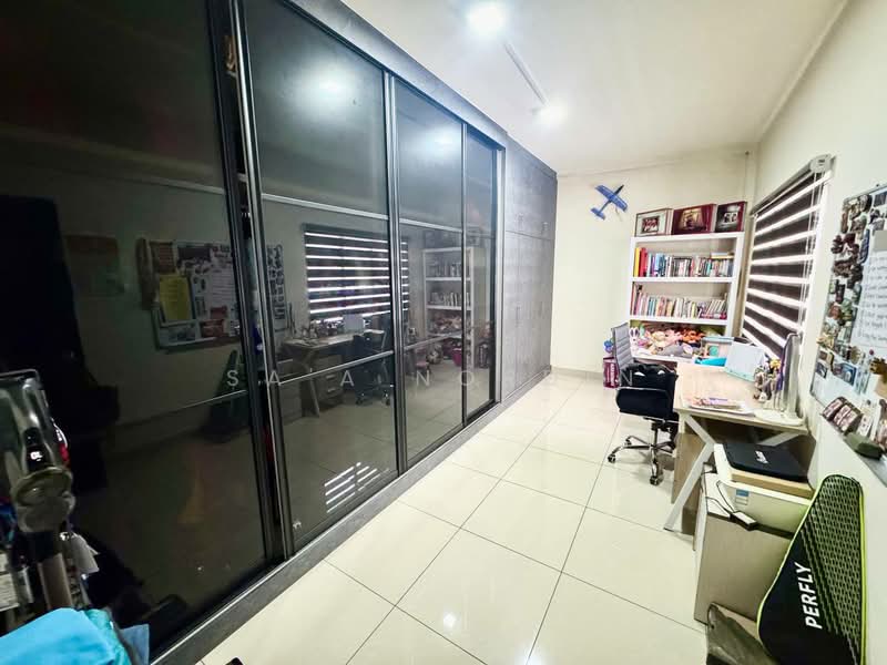 Kondominium untuk Dijual di Indah Alam (Subang Andaman) - Sa'a Nordin - Study - PropertyGuru.com.my