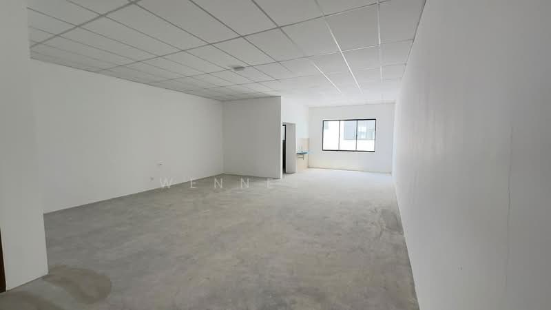 Shop / Office for Rent in Austin Crest (Johor Bahru) - Wennes Go - Interior - PropertyGuru.com.my