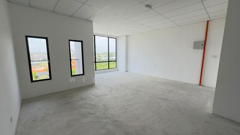 Shop / Office for Rent in Austin Crest (Johor Bahru) - Wennes Go - Interior - PropertyGuru.com.my