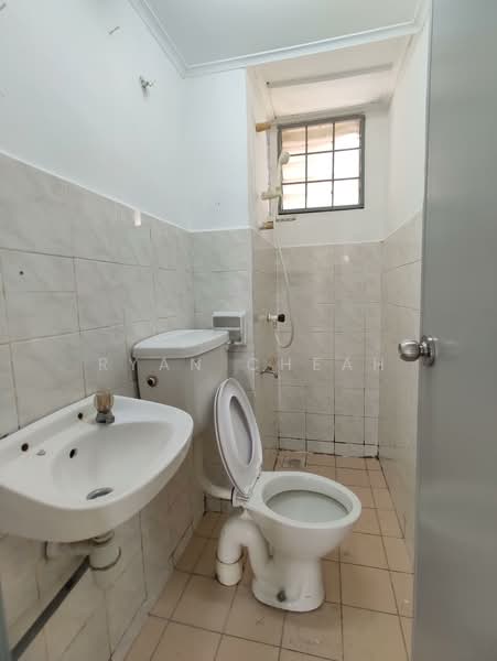 Pangsapuri untuk Disewa di SD Apartments II - Ryan Cheah - Bathroom - PropertyGuru.com.my