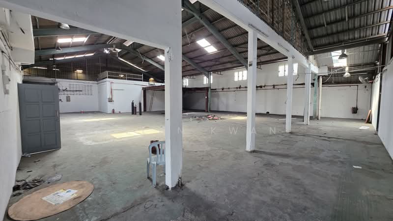 For Rent - SS13 corner Factory Extended