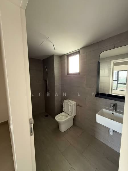 Servis Apartment untuk Dijual di D'Ivo - Stephanie YIP - Bathroom - PropertyGuru.com.my