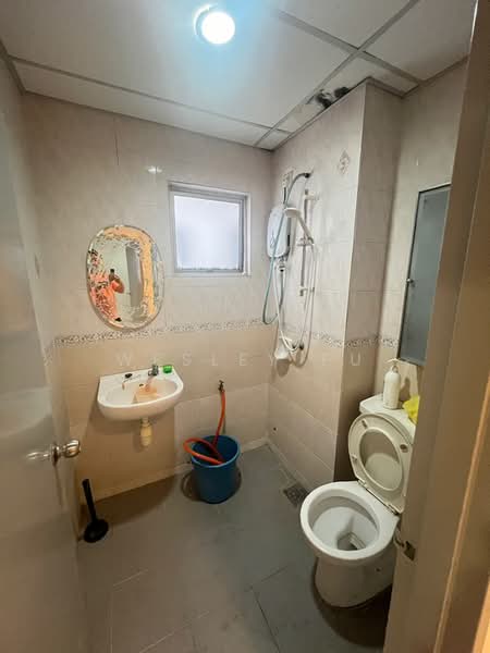 Kondominium untuk Dijual di Ketumbar Hill - Wesley Fu - Bathroom - PropertyGuru.com.my
