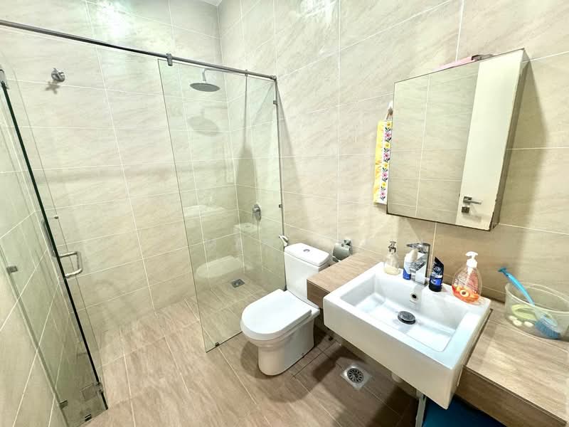 Rumah Berkembar untuk Dijual di Cyberjaya (Selangor) - Lukman Hakim - Bathroom - PropertyGuru.com.my