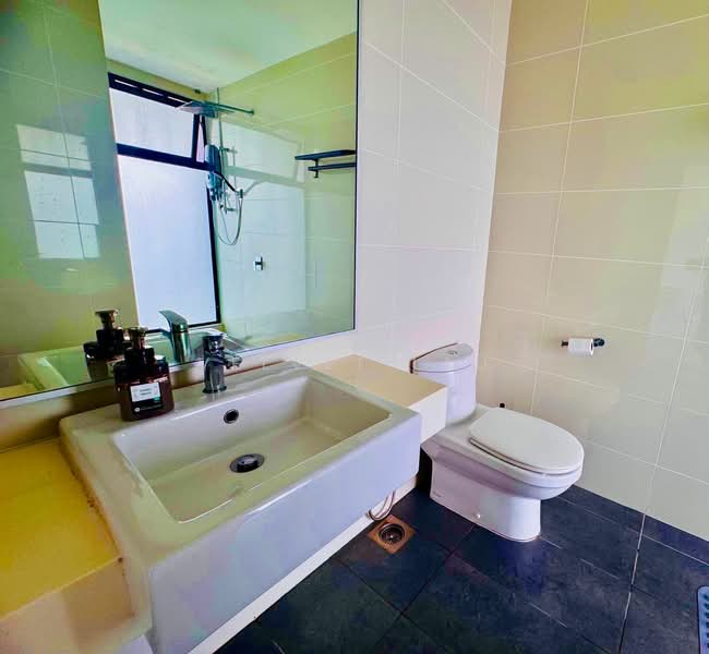 Service Residence for Rent at Southkey Mosaic - Velvet Lau - Bathroom - PropertyGuru.com.my